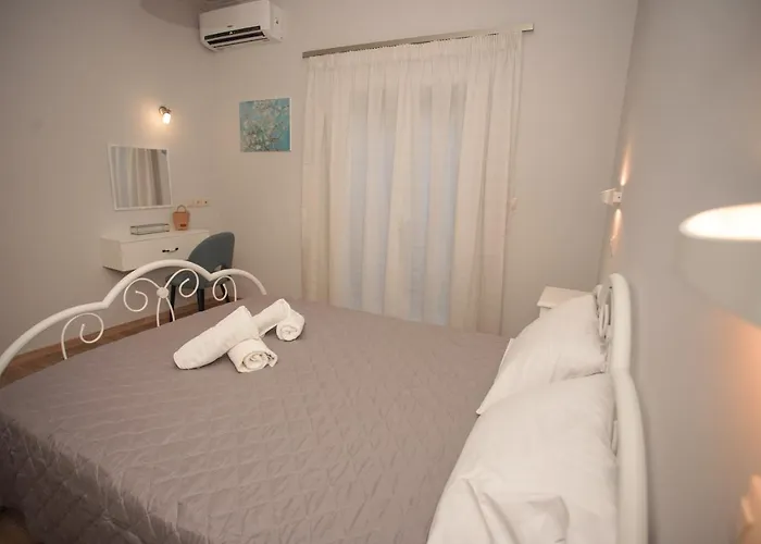 Platytera Corfu Town Апартаменты *